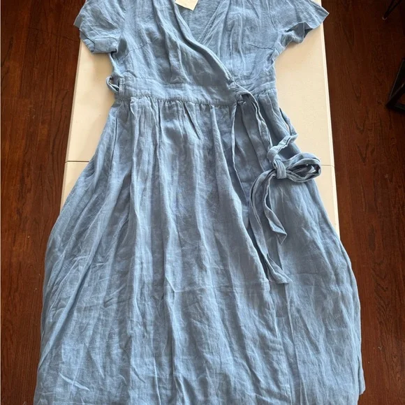 100% Linen Grae Cove Light Blue Wrap Dress - Picture 2 of 12